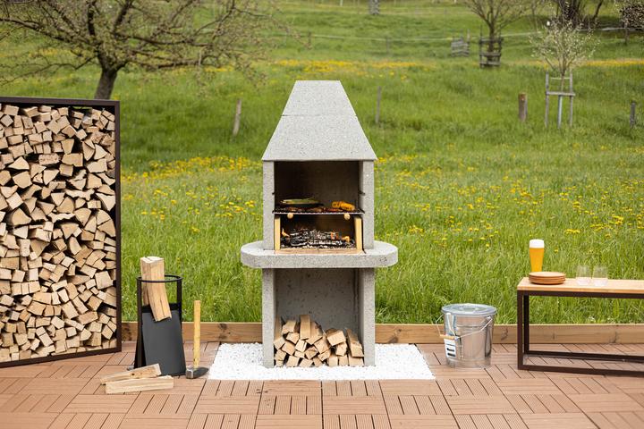 Actual product image Nouvel Fireplace Montreux Quadro