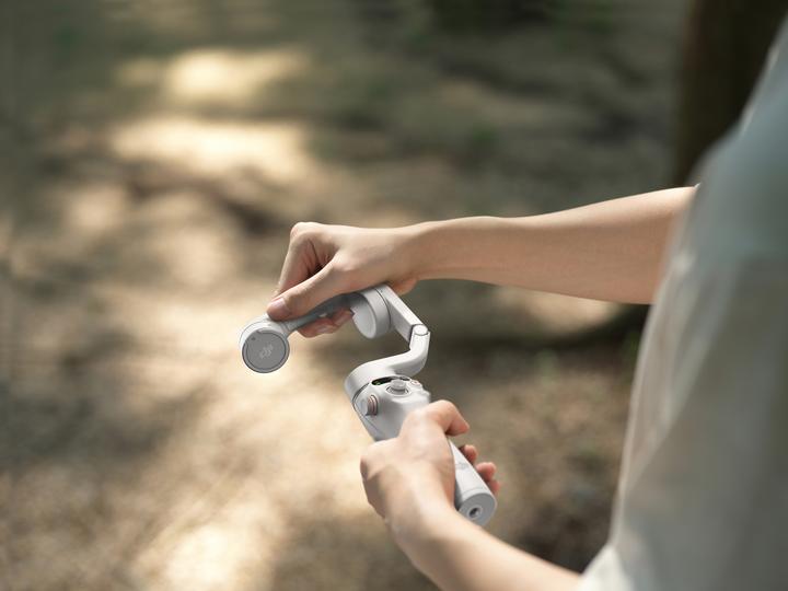 Actual product image DJI Osmo Mobile 6 (Smartphone, 0.29 kg)