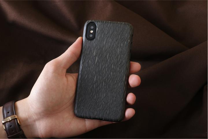 Actual product image Man&Wood SmartPhone case iPhone X/XS carbalho black (Apple iPhone X, Apple iPhone XS)