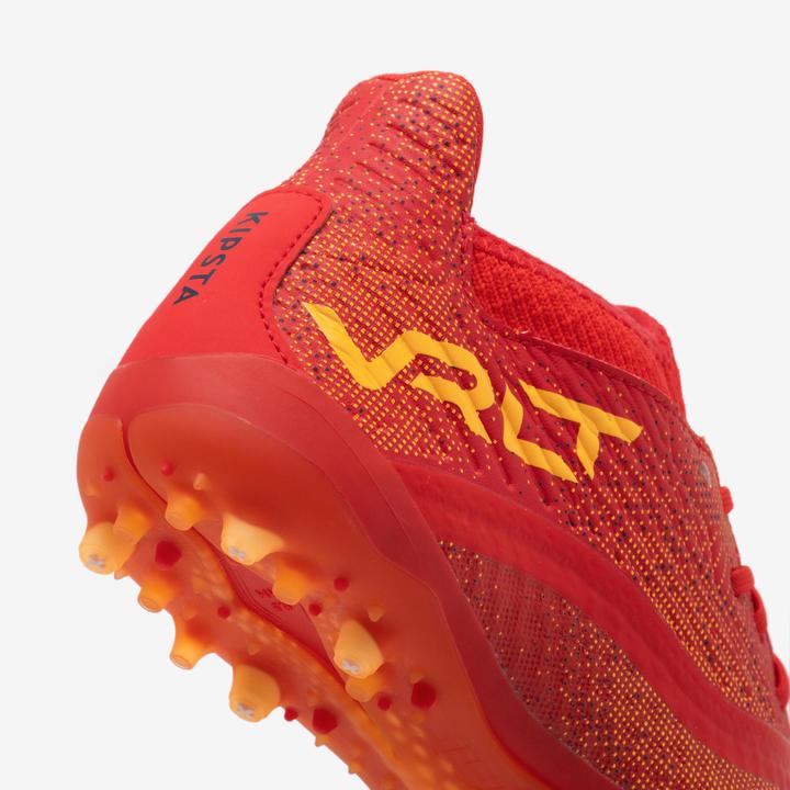 Immagine prodotto Kipsta Kids' Lace-Up Football Boots Viralto III MG/AG - Ice Flame (37)