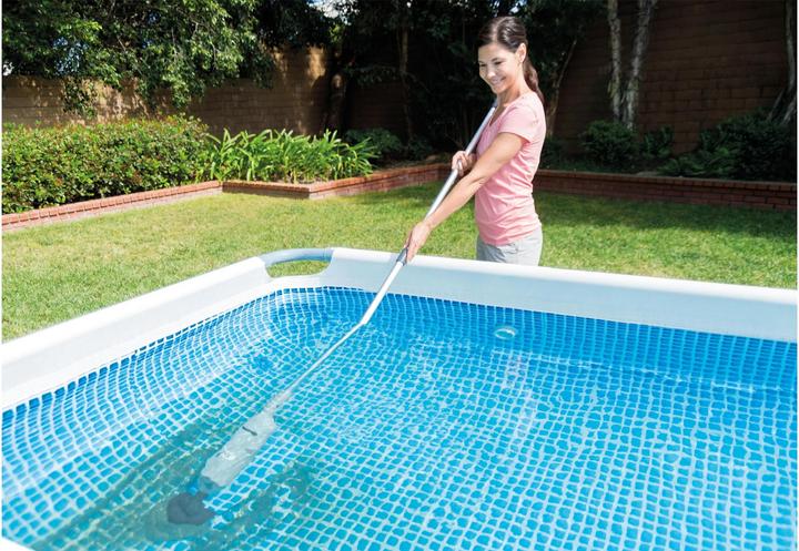 Actual product image Intex Battery pool vacuum cleaner