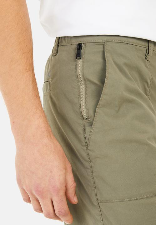 Actual product image Camel Active Leichte Chino im Relaxed Fit (40)