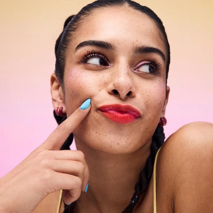 Actual product image essence Superman (#000000)