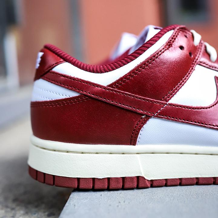 Produktbild Nike Dunk Low (40)