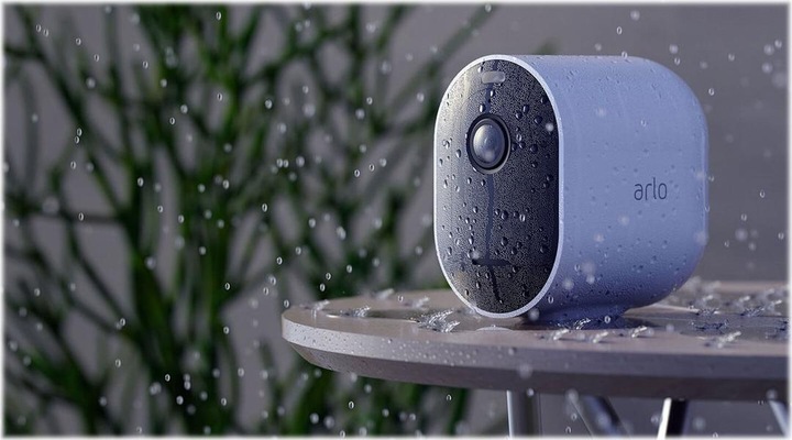 Produktbild Arlo Pro 4 Spotlight Kamera, 4er Set weiss (2688 x 1520 Pixel)