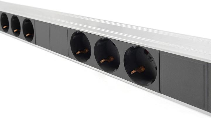 Produktbild Digitus 18-fach Steckdosenleiste, Alu (18 x, CEE 7/3, 2 m)