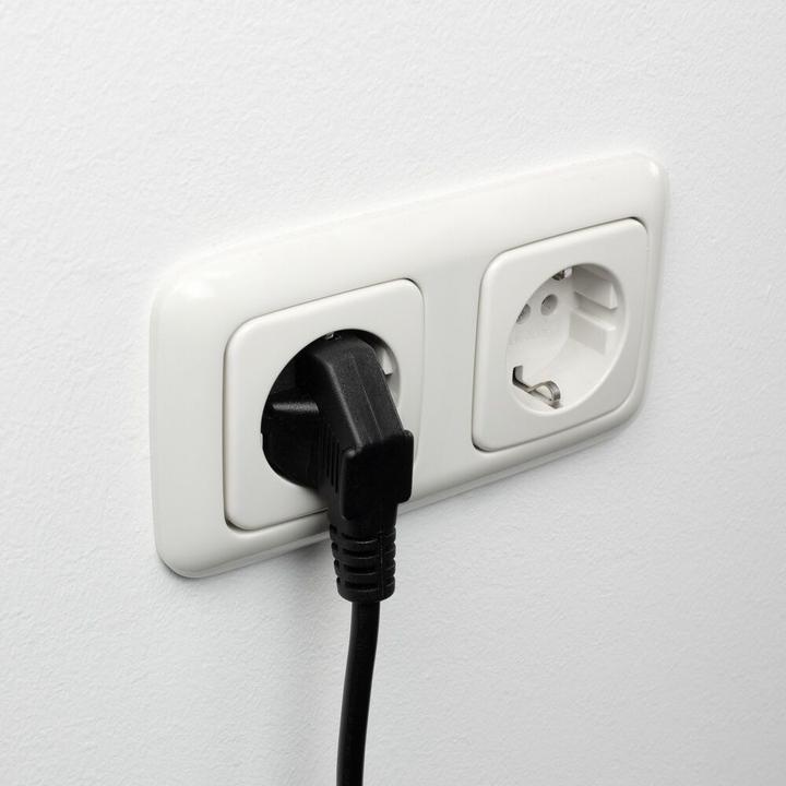 Image du produit Connecteur d'alimentation CEE7/7 mâle (coudé) (1 m, CEE 7/7)