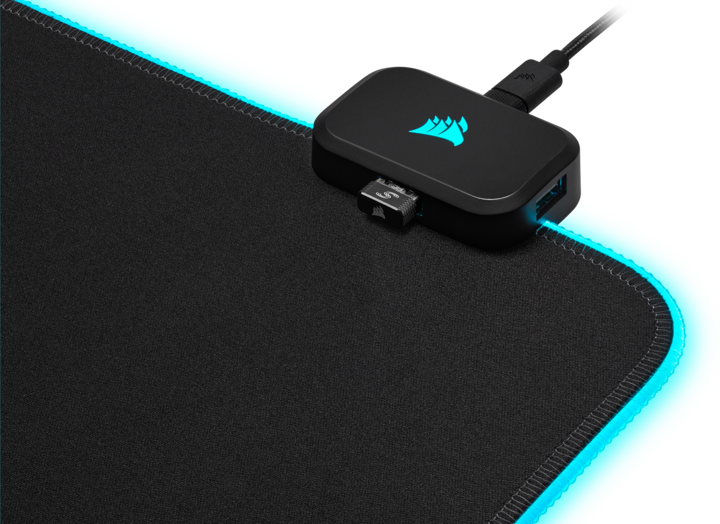 Actual product image Corsair MM700 RGB Extended (XL)