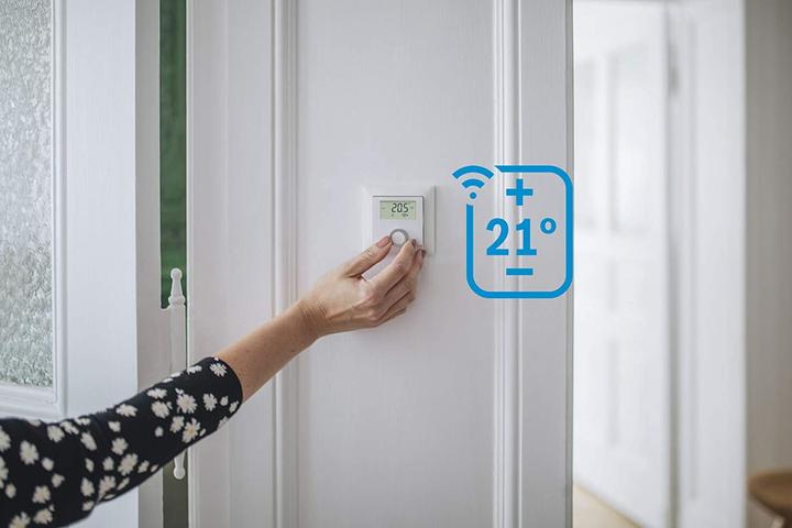 Productafbeelding Bosch Smart Home Smart Home Kamerthermostaat Vloerverwarming 24V