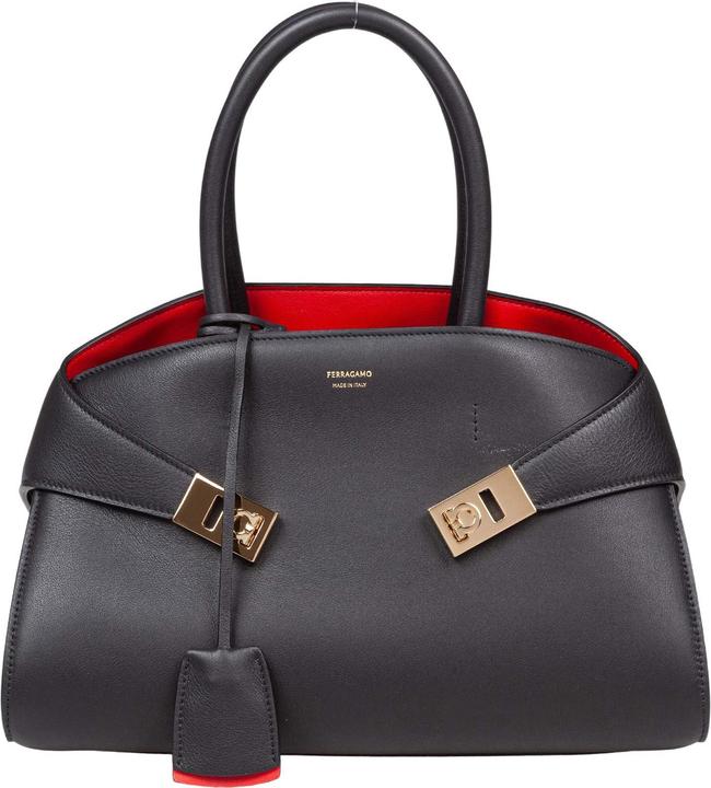 Immagine prodotto Salvatore Ferragamo Ferragamo hug th m handbag in black leather