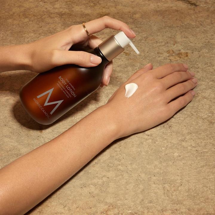 Actual product image Moroccanoil Oud Mineral Body Lotion 360ml (Body lotion, 360 ml)