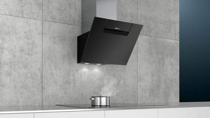 Actual product image Siemens iQ300 LC67KEM60 Cooker Hood Wall Mounted ³/h B (Wall hood)