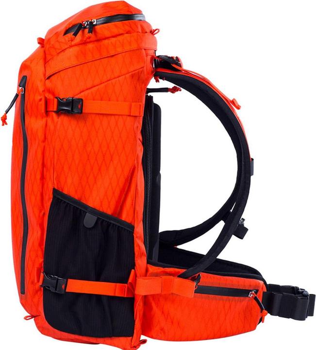 Actual product image F-Stop Kashmir 2 AIR 33 Liter Backpack Female Torso Version Magma (33 l)