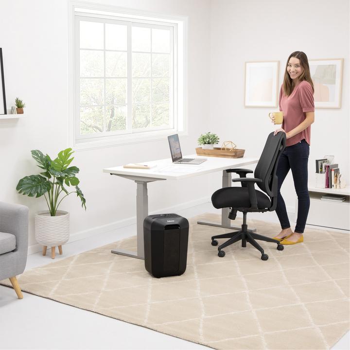 Actual product image Fellowes Powershred LX70 (Particle cut)