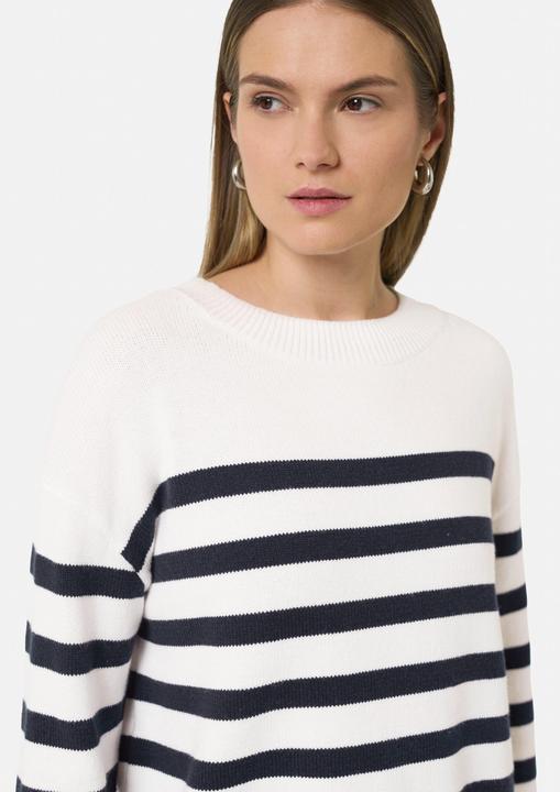 Actual product image Comma Strickpullover Verkürzter Streifen-Pullover mit Rippblende und Kontrast-Details (32)