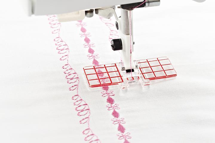 Produktbild Husqvarna Mehrfachlinien Zierstichfuss