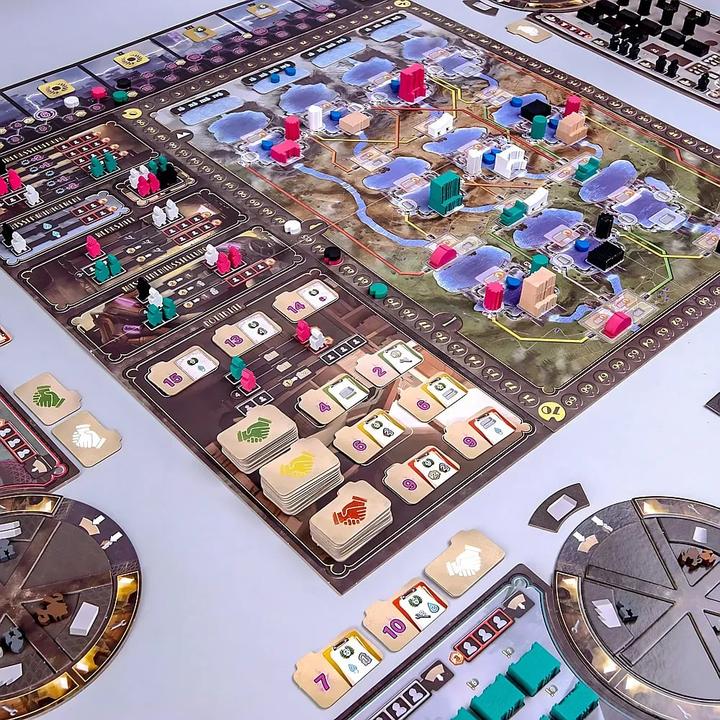 Actual product image Feuerland Hydropower (German, 1 - 4 Players)