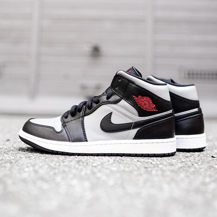 Image du produit Nike Air Jordan 1 (41)