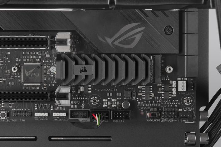 Produktbild Corsair MP600 PRO XT (8000 GB, M.2 2280)