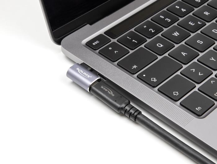 Produktbild Delock USB Adapter 40 Gbps USB Type-C PD 3.0 100 W Stecker zu Buchse gewinkelt links / rechts 8K 60 (USB Typ-C, 2.20 cm)