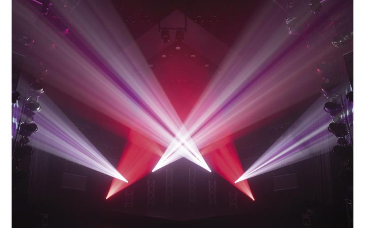 Produktbild Showtec Phantom 130 Spot (130 W, LED)