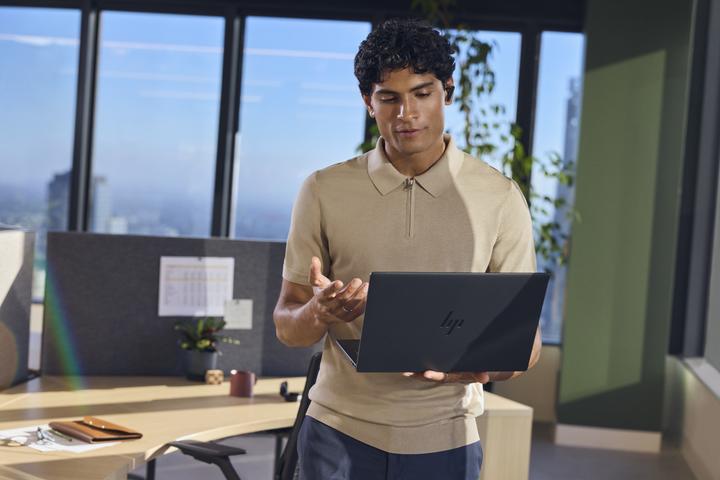 Produktbild HP EliteBook X G2i Next Gen AI PC (14", 512 GB, 32 GB, CH, Intel Core Ultra 5 325)