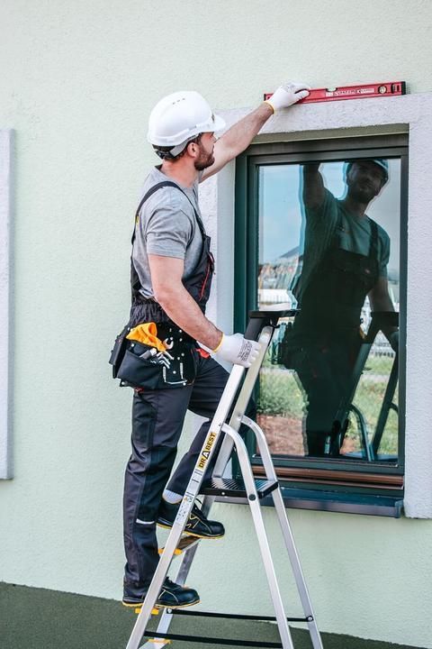 Actual product image Drabest PRO Serie - Trittleiter mit Ablage, klappbar (Multi-purpose ladder)