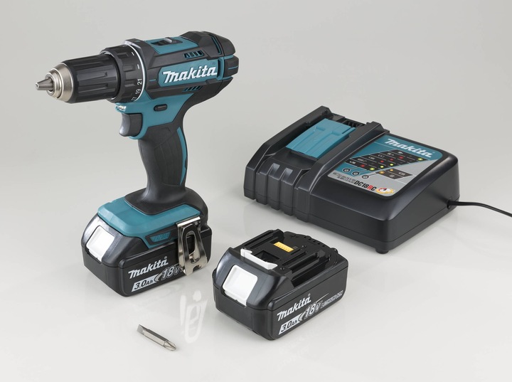 Actual product image Makita DDF482RFJ (Rechargeable battery operated)