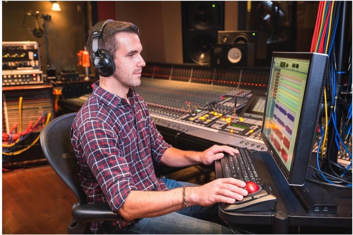 Actual product image Kensington Expert (Wireless)