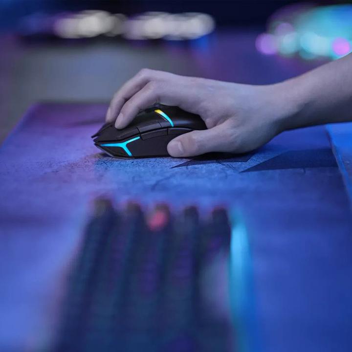 Actual product image Corsair Nightsabre (Cable, Wireless)