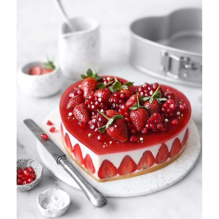 Produktbild Patisse Silver-Top Heart Springform Pan (20 cm)