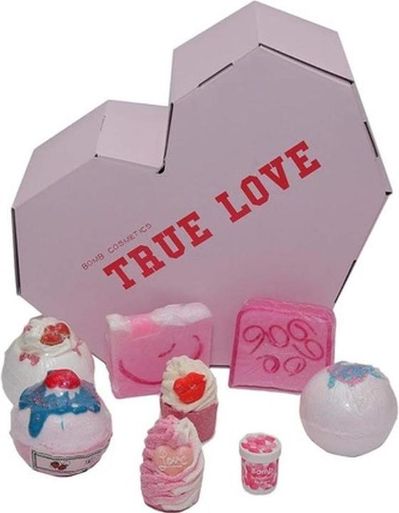 Actual product image Bomb Cosmetics True Love Gift Set (Body care set)