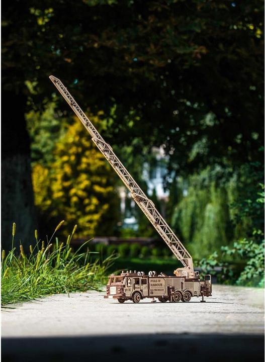 Image du produit Eco Wood Art Camion de pompiers - Kit de construction en bois 3D