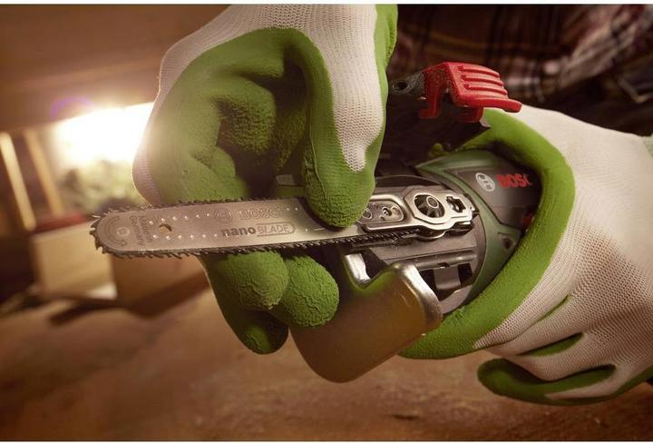 Produktbild Bosch Home & Garden EasyCut 12 (Akku Kettensäge)