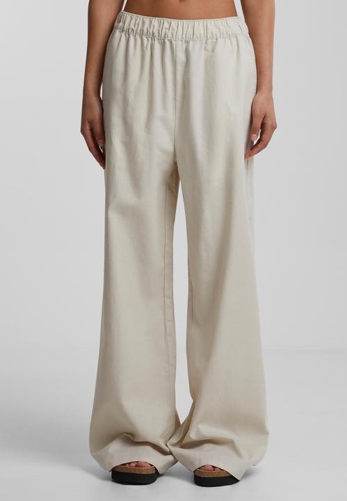 Actual product image Urban Classics Ladies Linen Mixed Wide Pants - 161183 (XS)