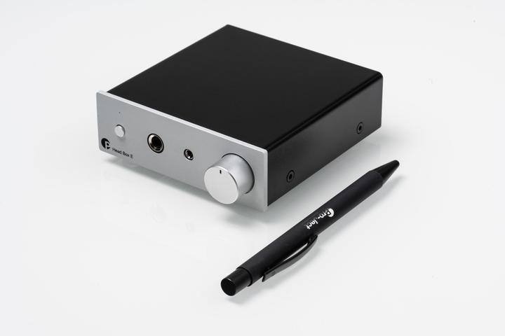 Produktbild Pro-Ject Head Box E Headphone Amplifier, silver