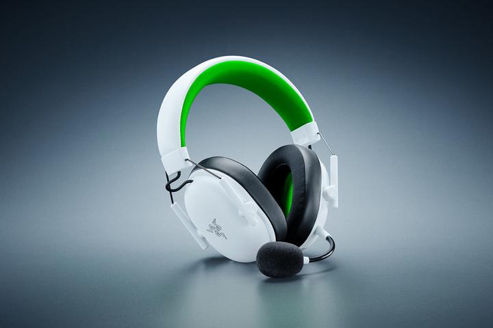 Actual product image Razer BlackShark V3 X Hyperspeed for Xbox - White (Cable, Wireless)