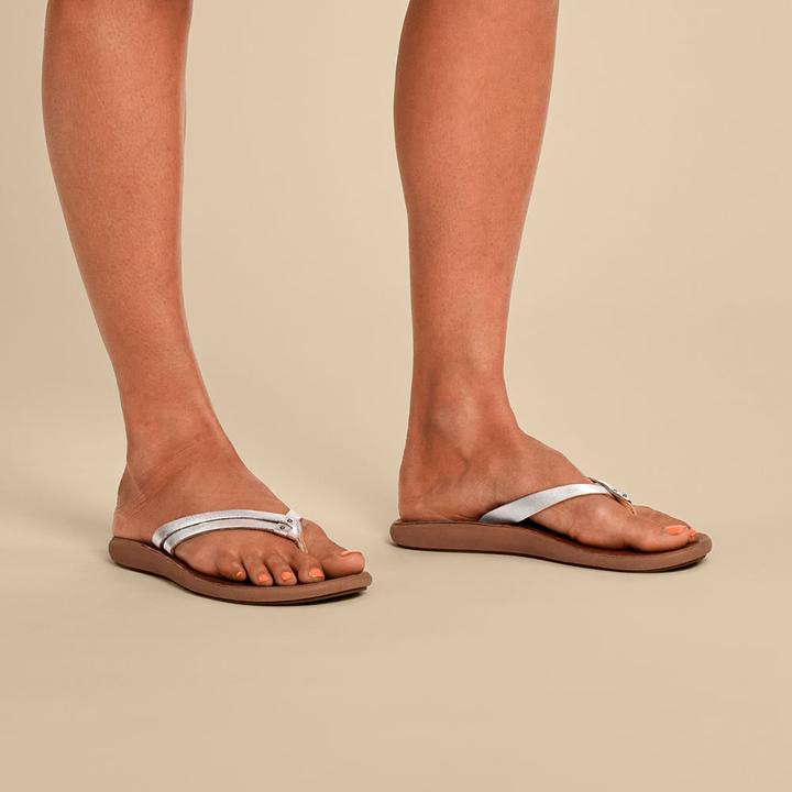 Actual product image OluKai Kapehe Luana (39)