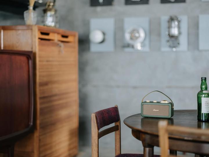 Actual product image Sangean RA-101 Rechargeable Radio FM Bluetooth®, AUX Rechargeable Green, Gold (FM, Bluetooth)