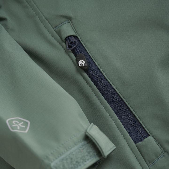 Produktbild Color Kids Softshelljacke light weight dark forest (98)