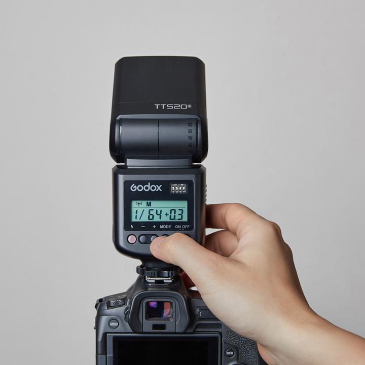 Actual product image Godox TT520III Camera Flash with LCD Screen (Plug-on flash, Nikon, Sony, Canon, Fujifilm, Panasonic, Olympus)