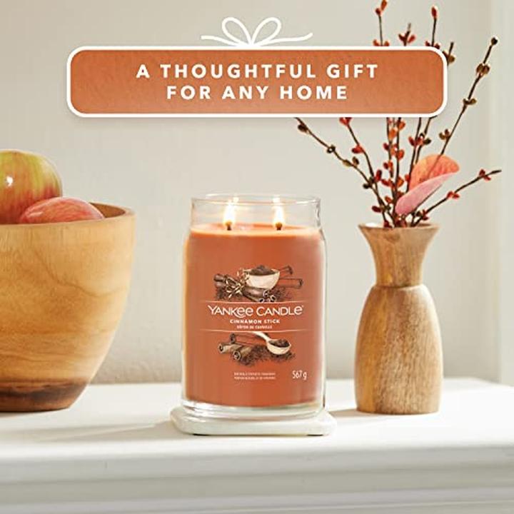 Actual product image Yankee Candle Cinnamon Stick Signature (567 g)