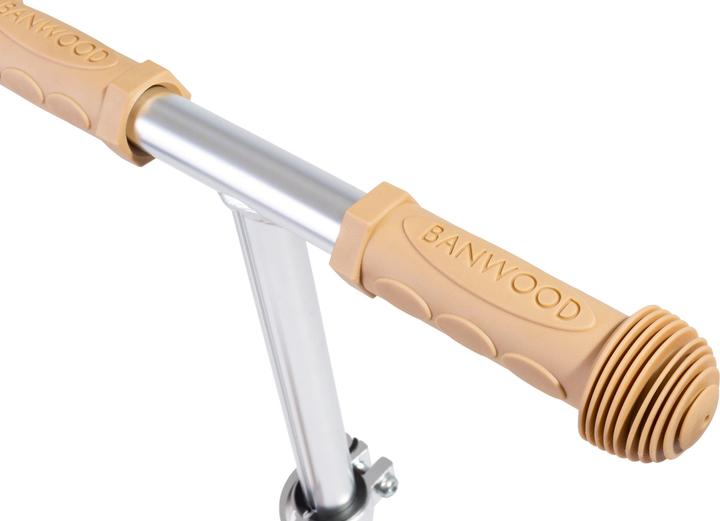 Actual product image Banwood Maxi Scooter Green