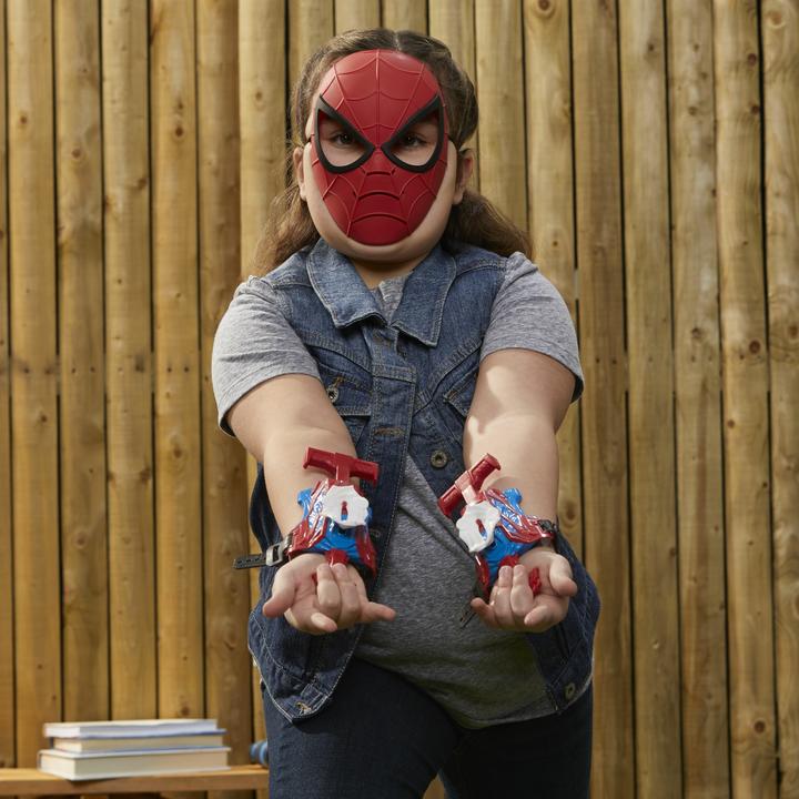 Image du produit Hasbro Spider-Man Web Slinging Armor Set