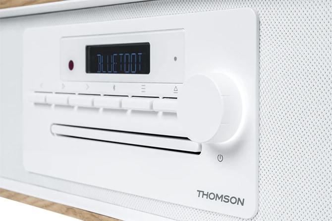 Produktbild Thomson MIC301IBT ws/holz Micro-Anlage 60W,UKW,Bluetooth,CD,USB,Induktionsladen (Bluetooth, CD Player, WLAN, 1x 10 W)