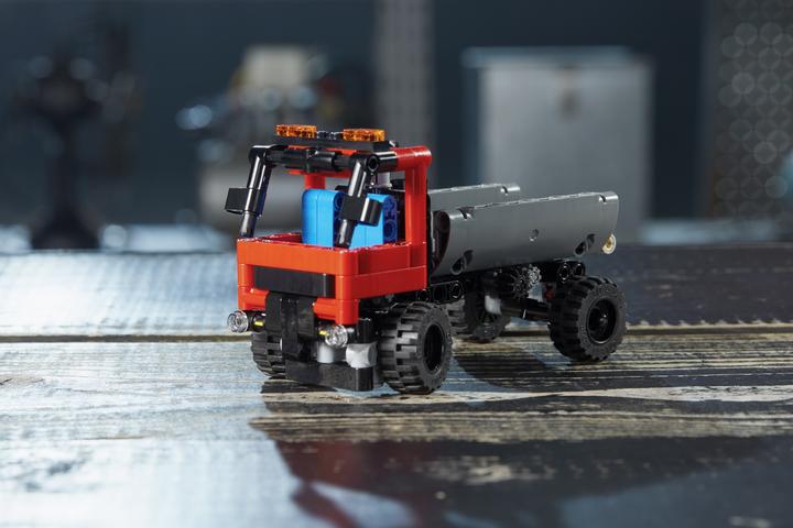 Produktbild LEGO Absetzkipper (42084, LEGO Technic)