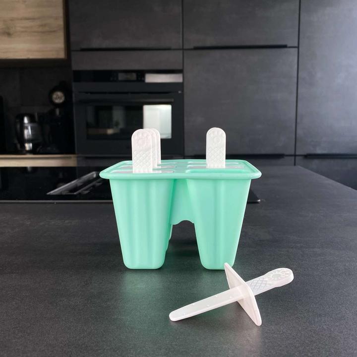 Actual product image Intirilife Silicone ice mould with 6 cavities