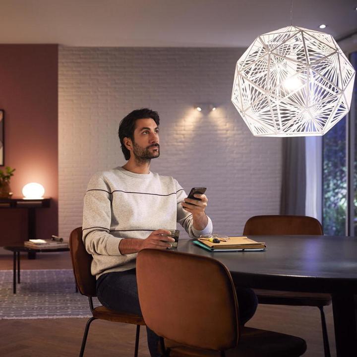 Produktbild Philips Hue White (E27, 9.50 W, 1050 lm, 2 x, F)