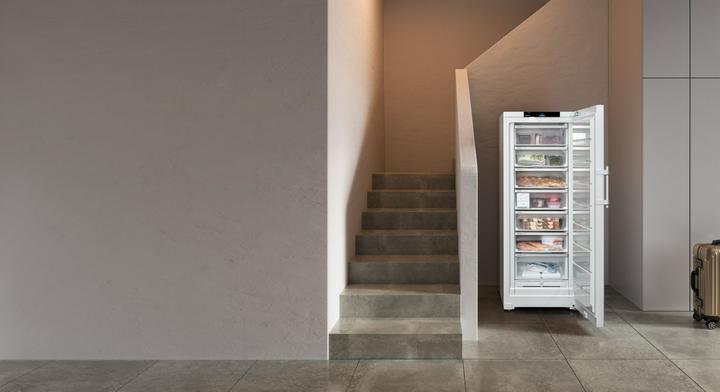 Produktbild Liebherr FNc 727i Peak (Freistehend, 363 l)