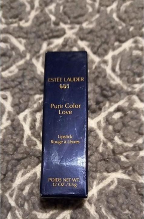 Actual product image Estée Lauder Pure Color Love Lipstick Cooled Chromed (601 Beam Me Glitter)